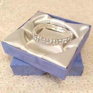 NEW Silver Plated 2 Row Round Clear Crystal Size 4mm Tennis Stretch Bracelet
